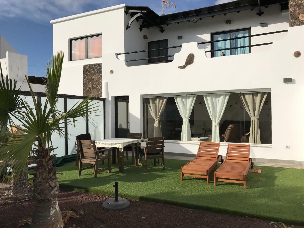 Vivienda Vacacional Casa Federico Corralejo Exteriör bild